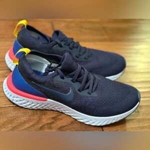 Nike Epic React Flyknit College Navy AQ0067-400 OG Rare Women 8 Shoes Sneakers